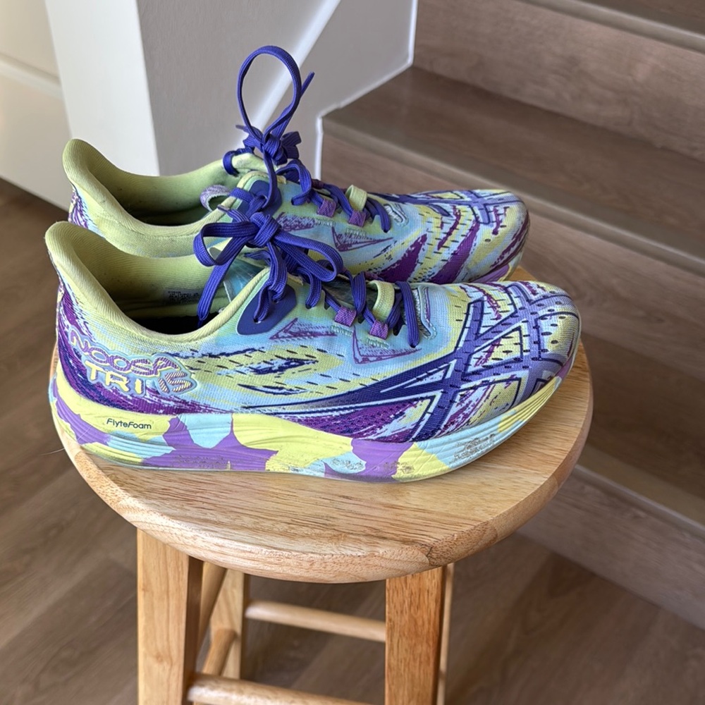 Asics Gel-Noosa Tri 13 Multicolor Running Shoes